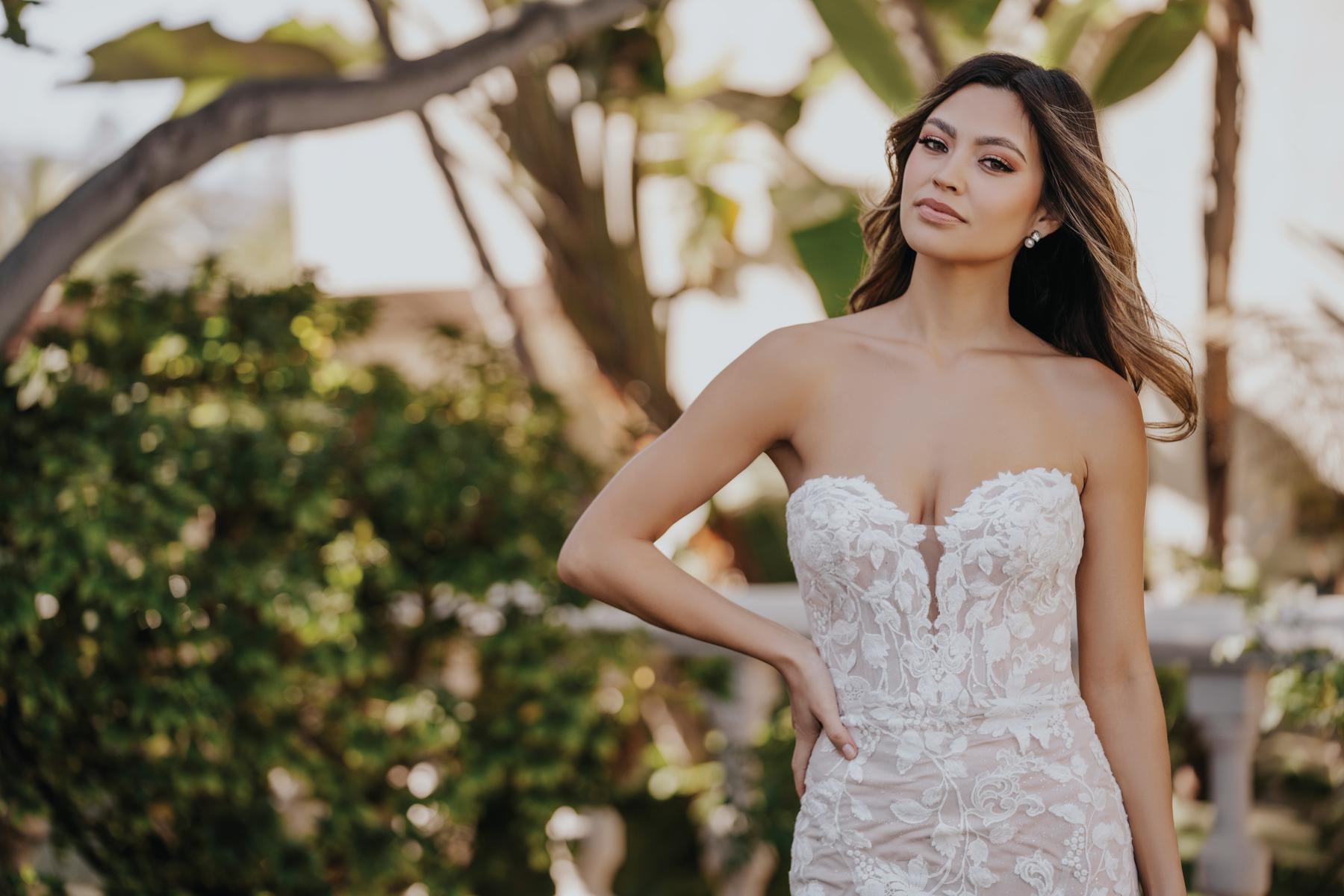 Allure Romance Style Number R3651 - 3