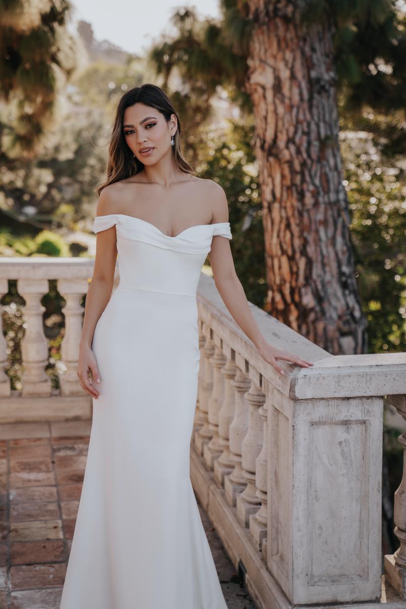 Allure Romance Style Number R3653 - 3