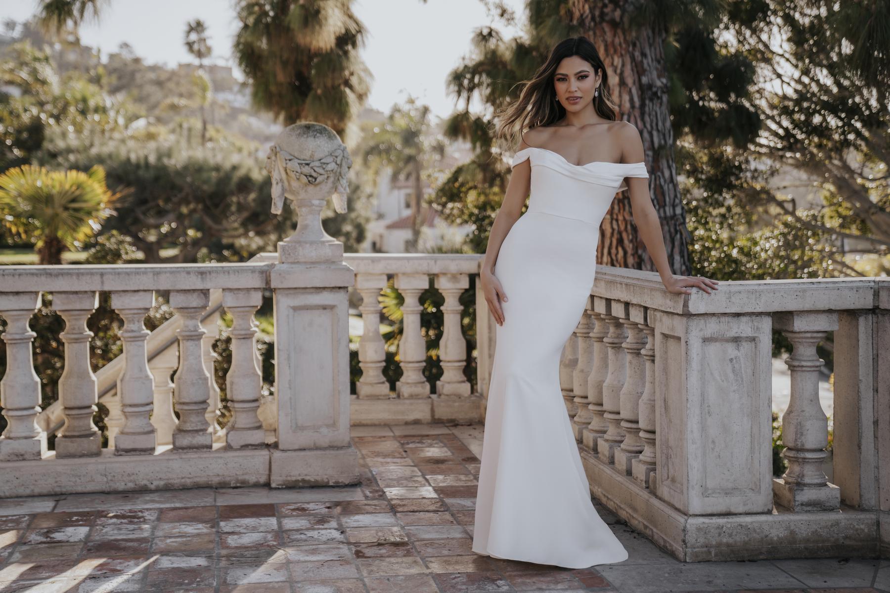 Allure Romance Style Number R3653 - 5