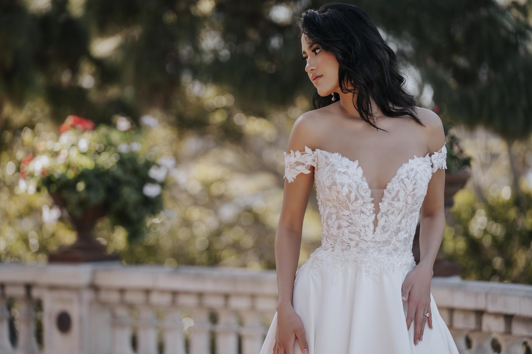 Allure Romance Style Number R3660 - 6