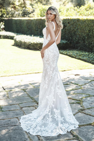 Allure Romance Style Number R3760L - 2