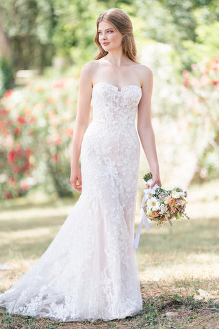 Allure Romance Style Number R3802L - 1