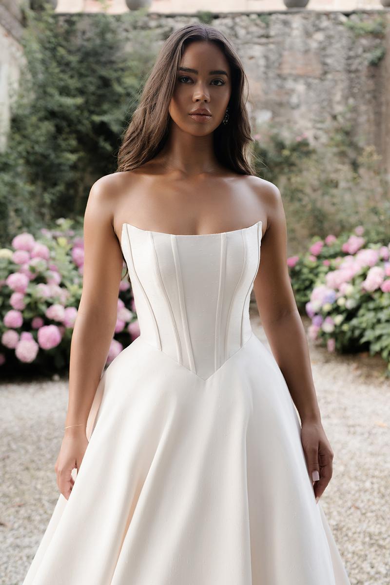 Abella Style Number E519 - 8