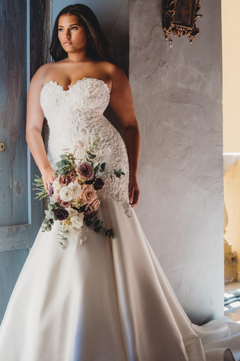 Allure Bridal Style Number 9673 - 6