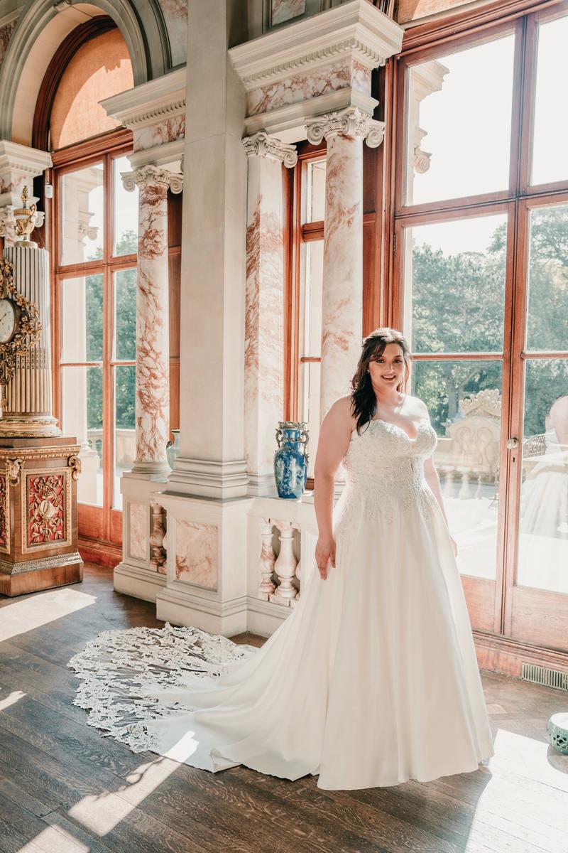 Allure Bridal Style Number 9713 - 5