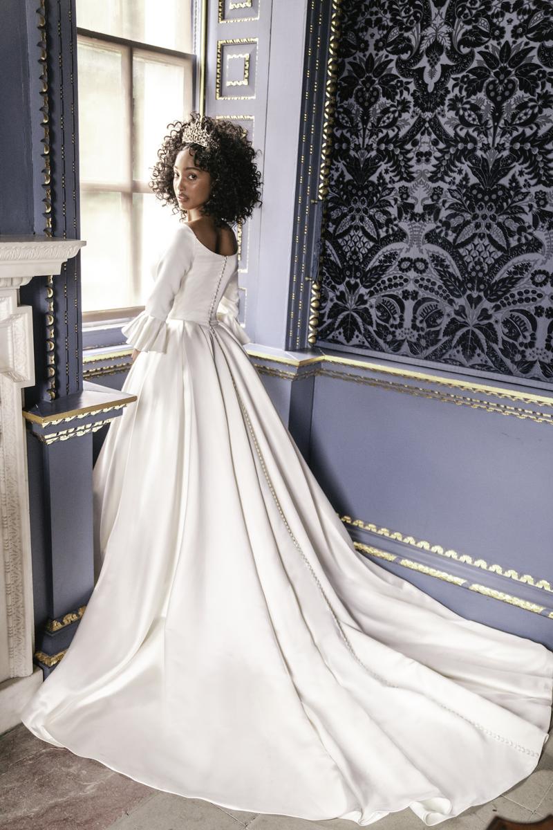 Bridgerton Style Number BR1013V - 2