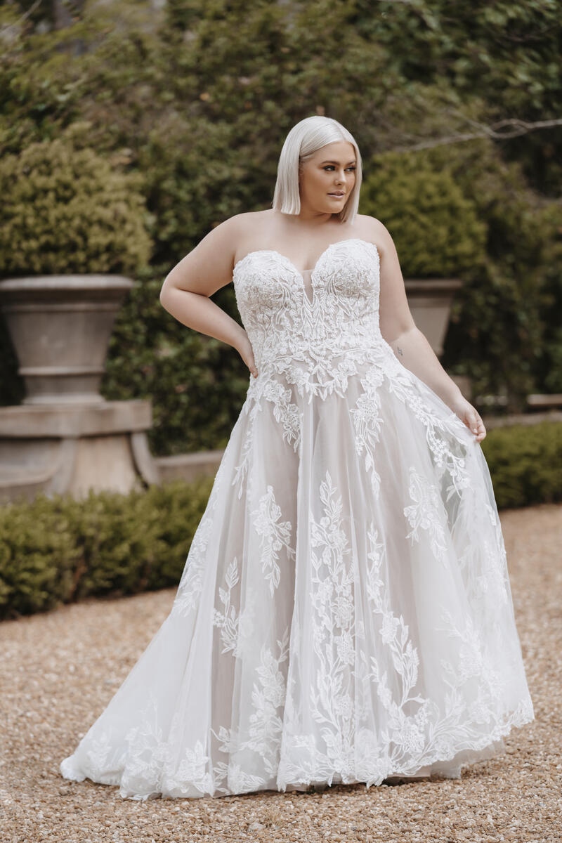 Allure Couture Style Number C625 - 3