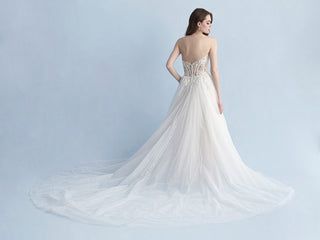 Disney Fairy Tale Weddings Style Number D261 - 2