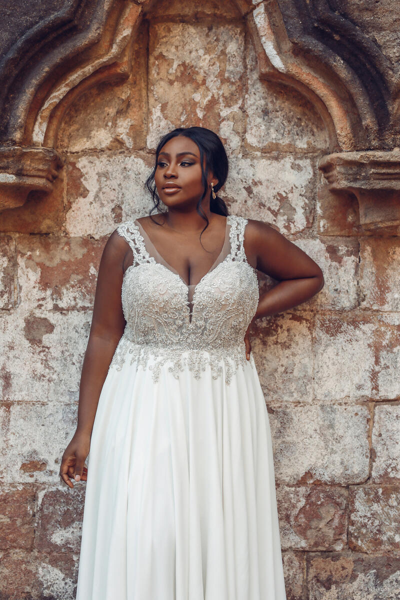 Disney Fairy Tale Weddings Style Number D284 - 6