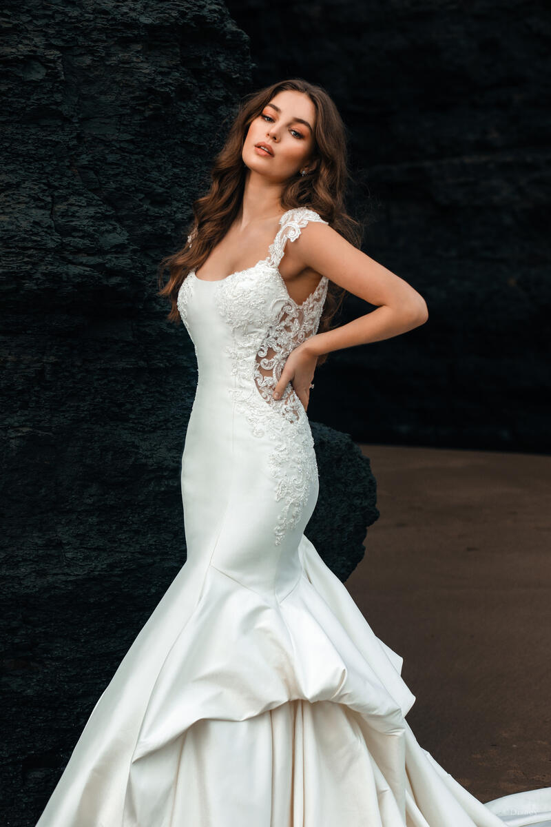 Disney Fairy Tale Weddings Style Number D290 - 5