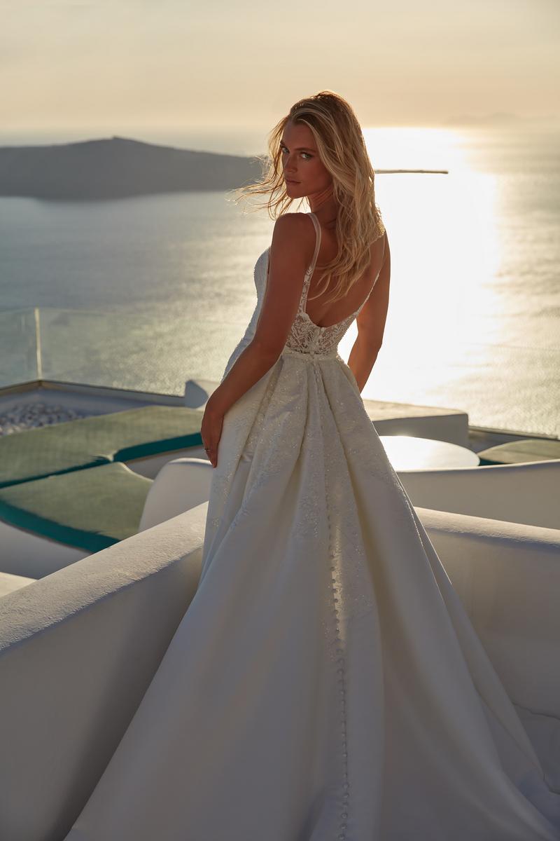 Madison James Bridal Style Number MJ1114T - 2