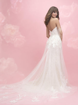 Allure Romance Style Number 3057 - 2