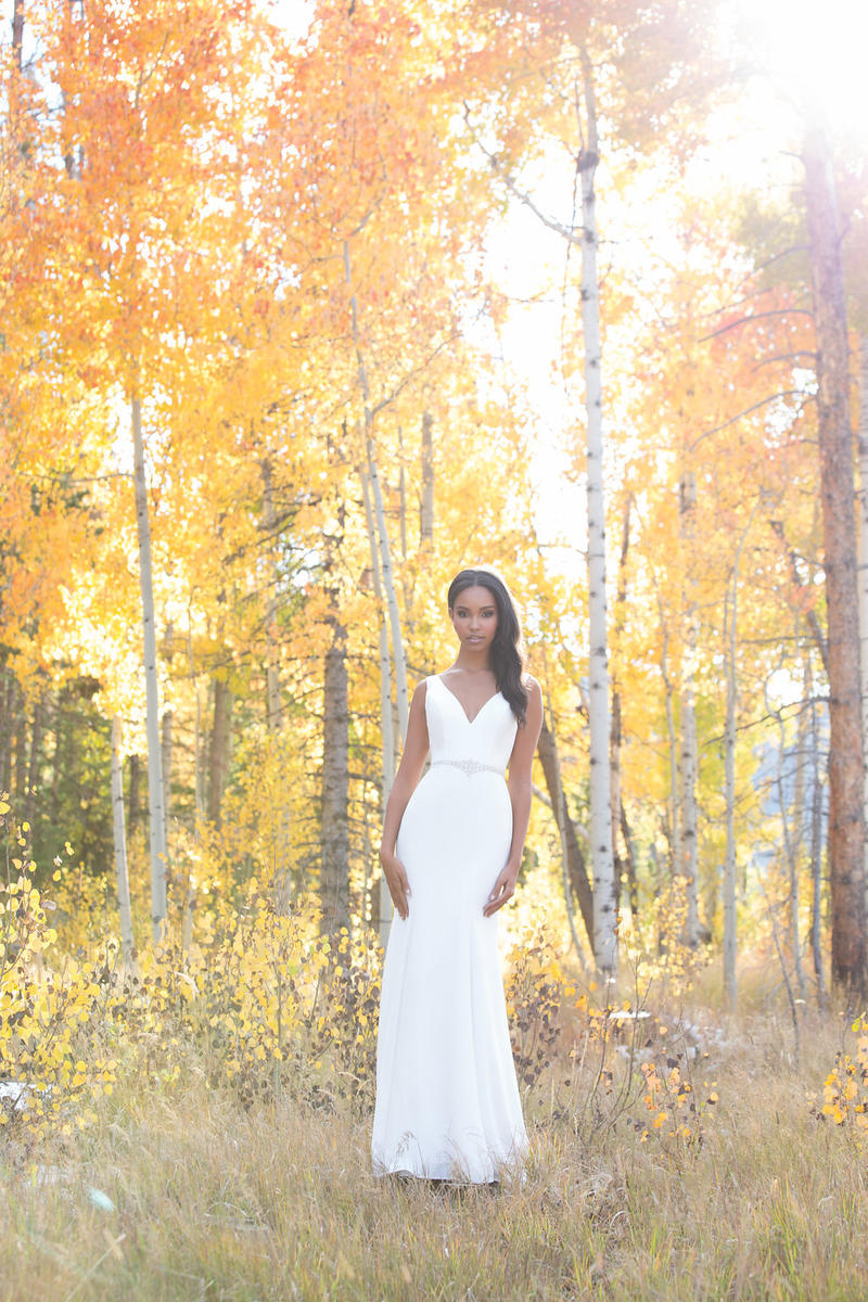 Allure Romance Style Number 3101 - 6