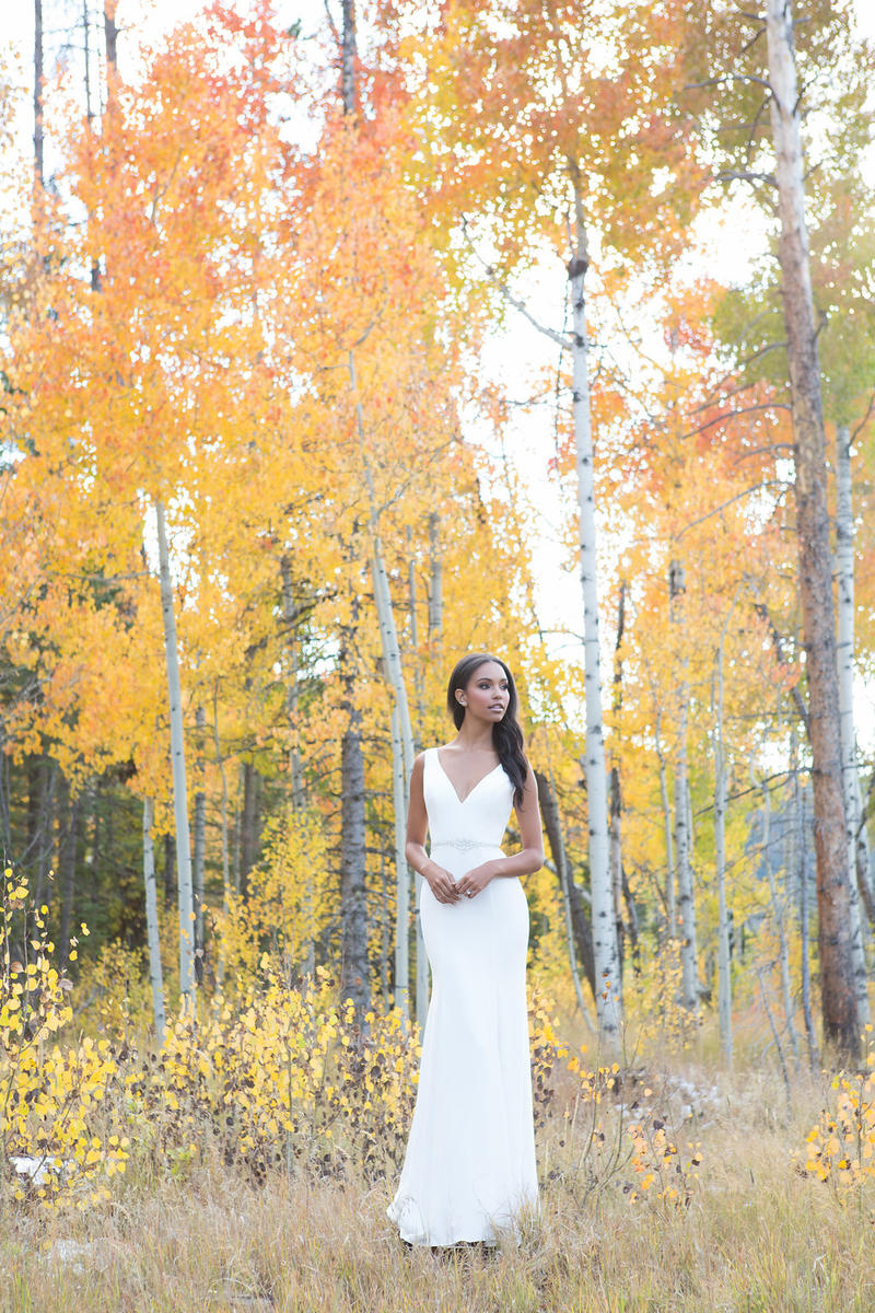 Allure Romance Style Number 3101 - 10