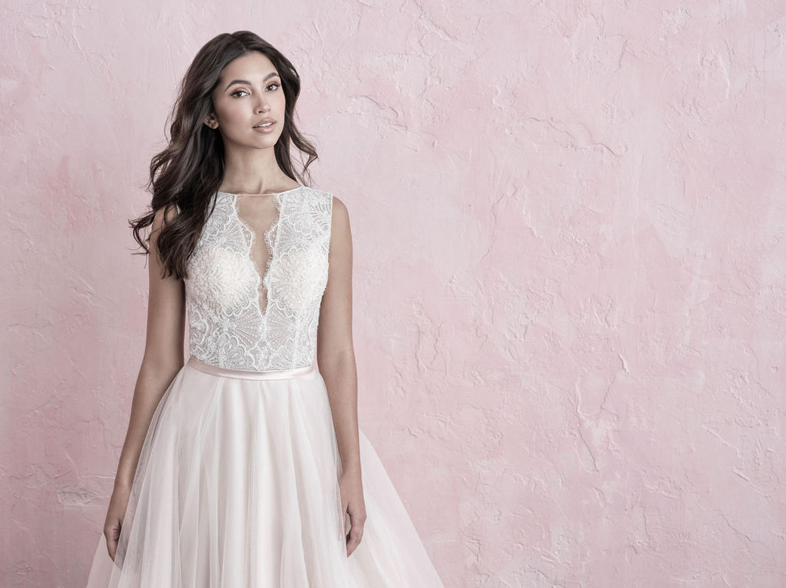 Allure Romance Style Number 3252 - 3