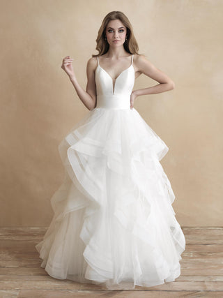 Allure Romance Style Number 3319 - 1