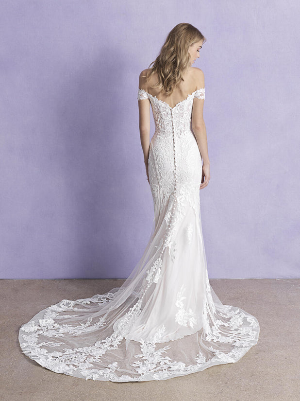 Allure Romance Style Number 3357L - 2