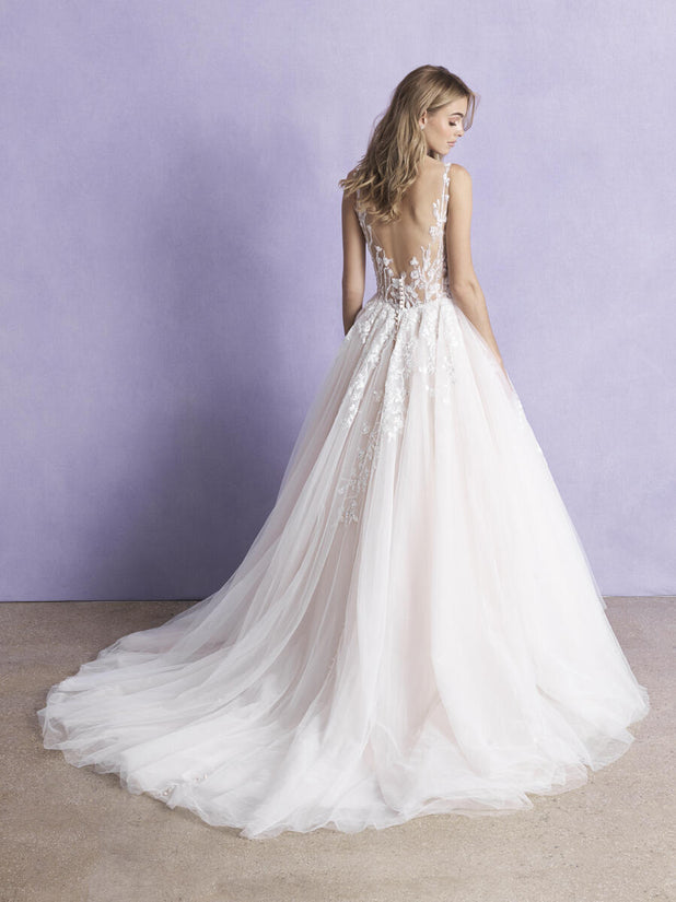 Allure Romance Style Number 3358 - 2