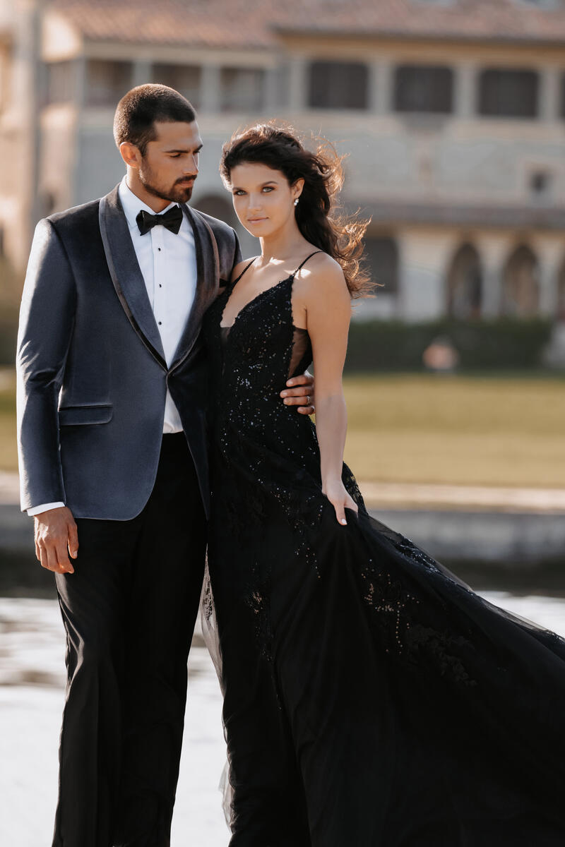 Allure Romance Style Number 3400 - 9