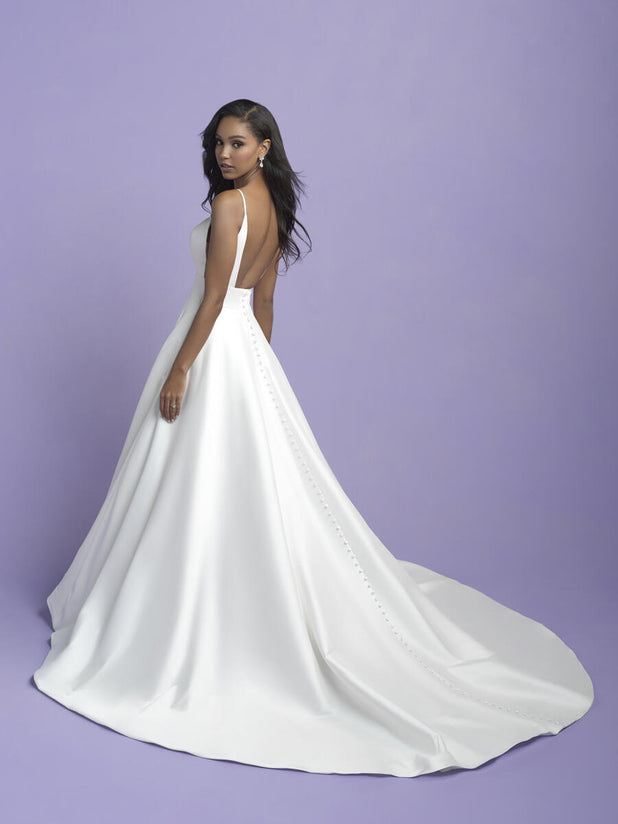 Allure Romance Style Number 3405 - 2