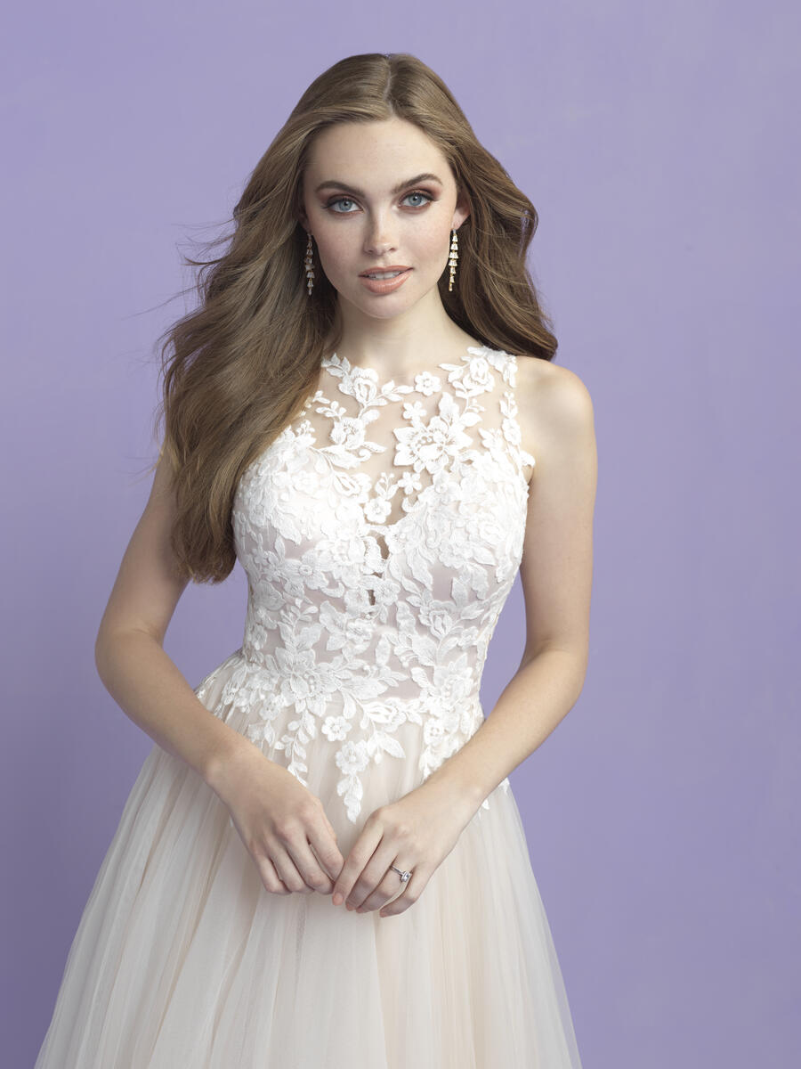 Allure Romance Style Number 3406 - 3