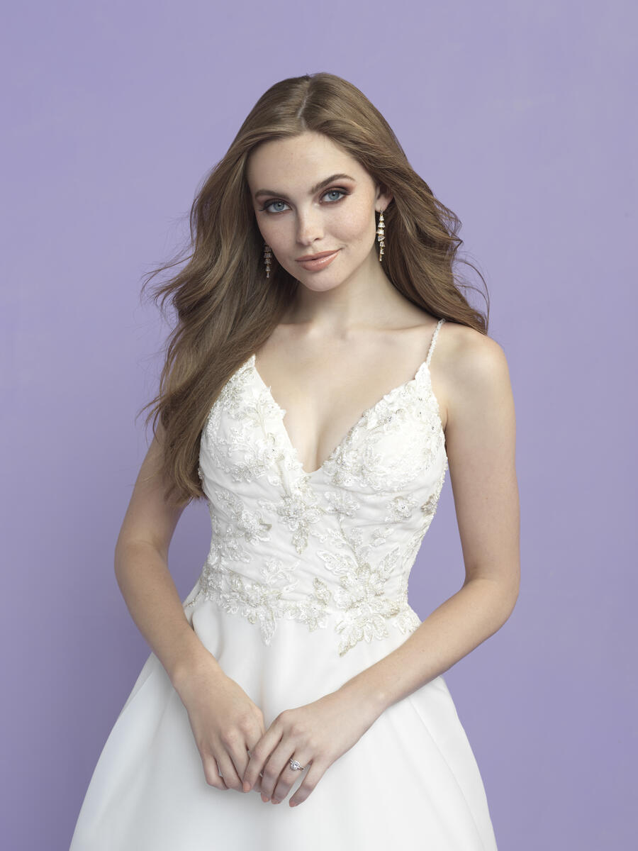 Allure Romance Style Number 3408 - 3