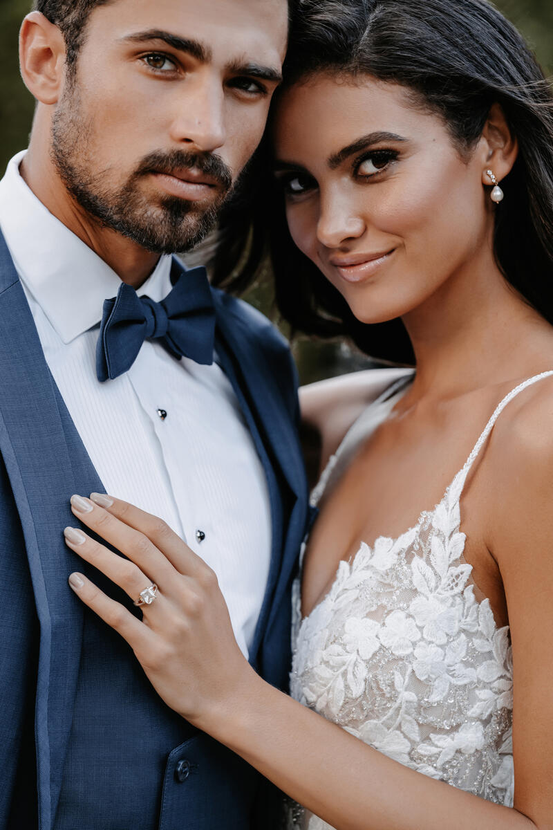 Allure Romance Style Number 3450 - 8