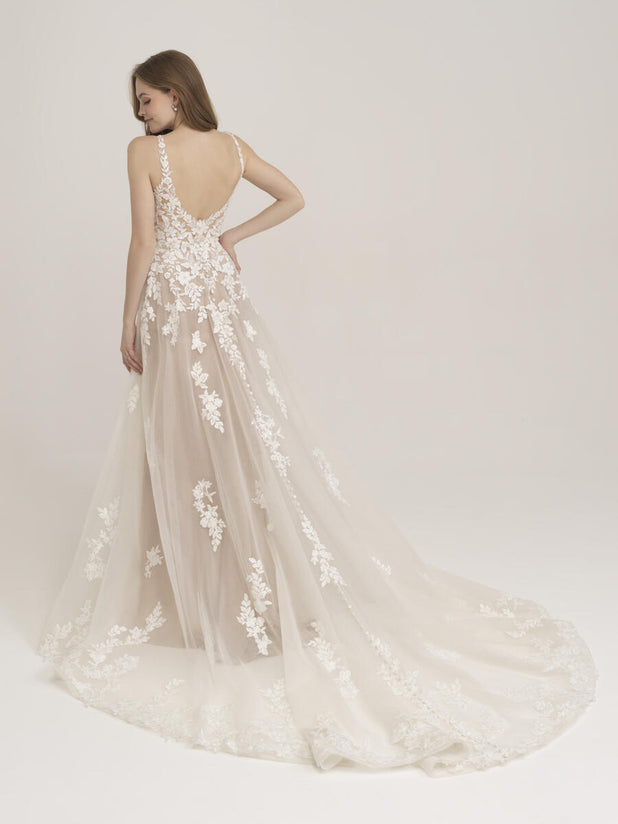 Allure Romance Style Number 3457 - 2
