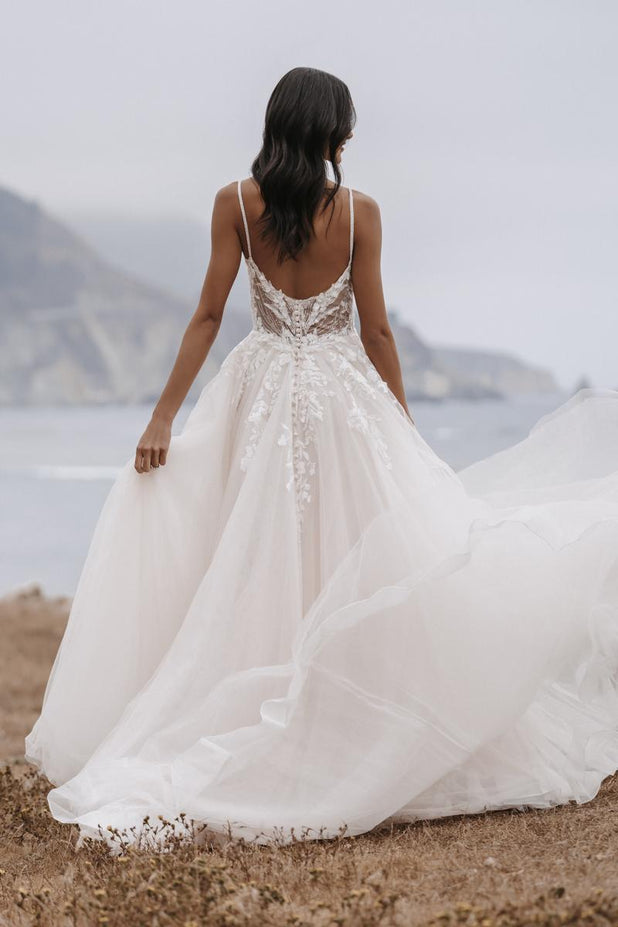 Allure Romance Style Number 3503L - 2