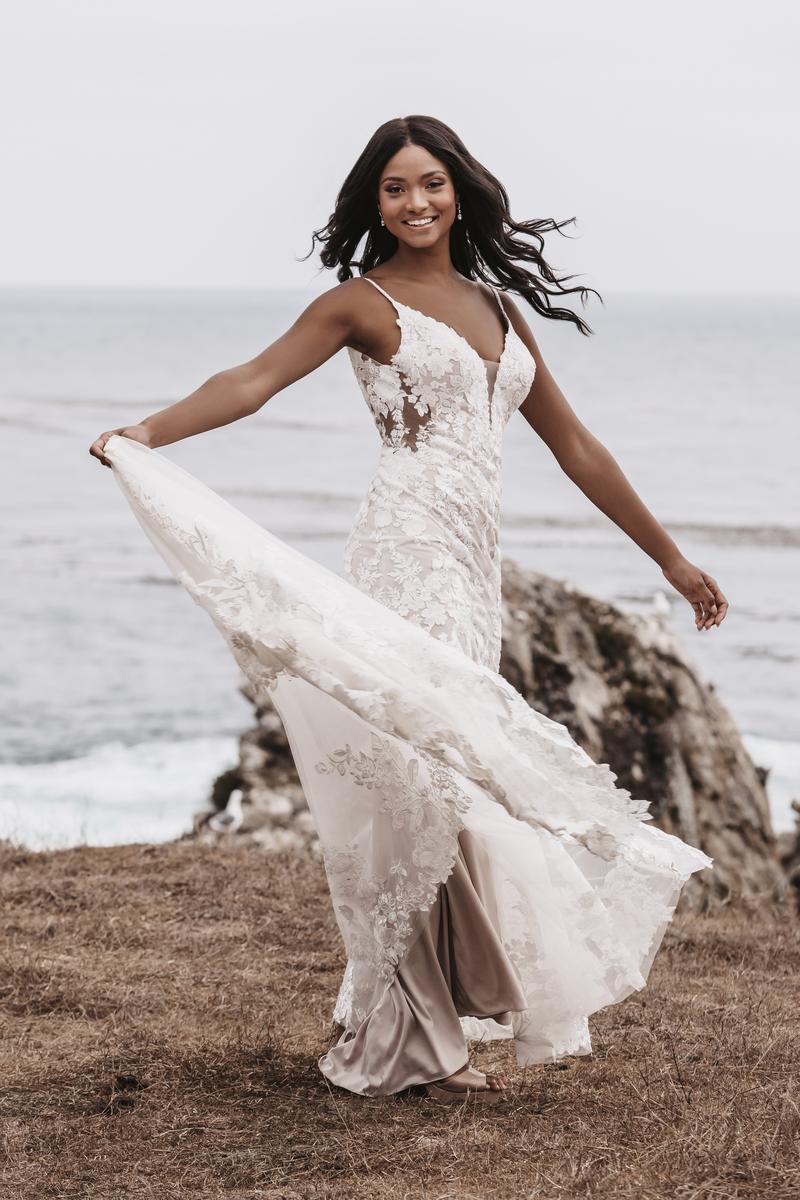 Allure Romance Style Number 3505 - 3