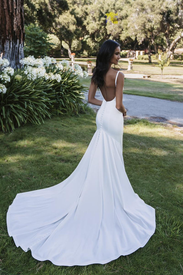 Allure Romance Style Number 3507 - 2