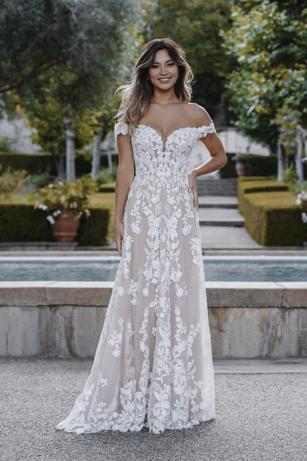 Allure Romance Style Number 3508 - 1