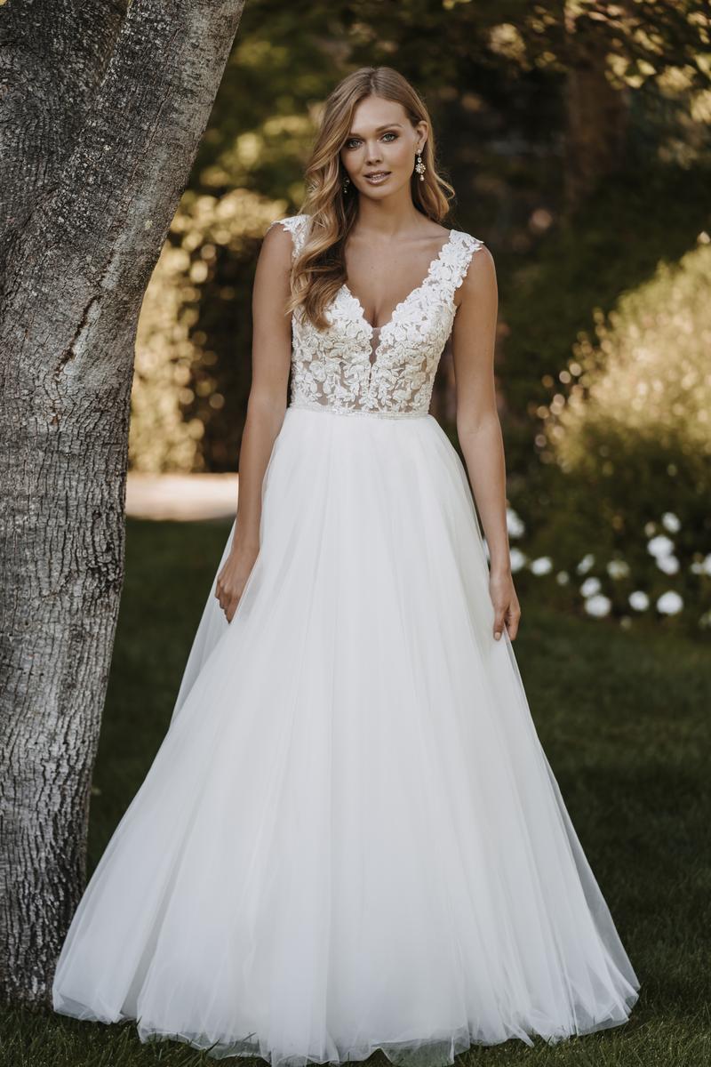 Allure Romance Style Number 3509L - 4