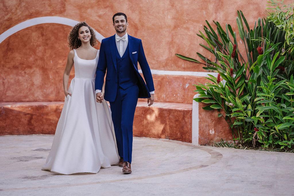 Allure Romance Style Number 3553 - 4