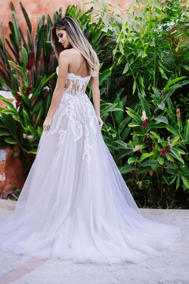 Allure Romance Style Number 3560 - 2