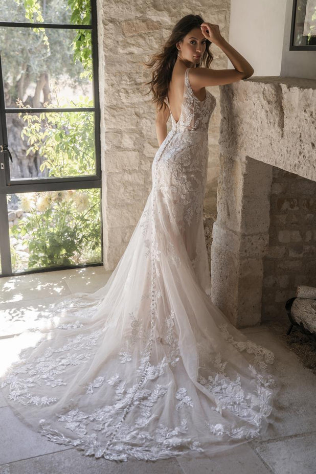 Allure Romance Style Number R3604 - 2