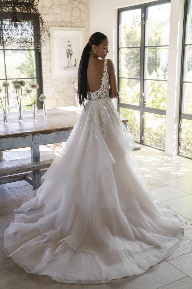 Allure Romance Style Number R3605 - 2