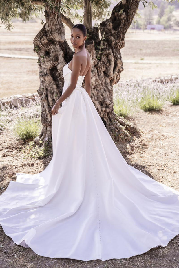 Allure Romance Style Number R3608T - 2