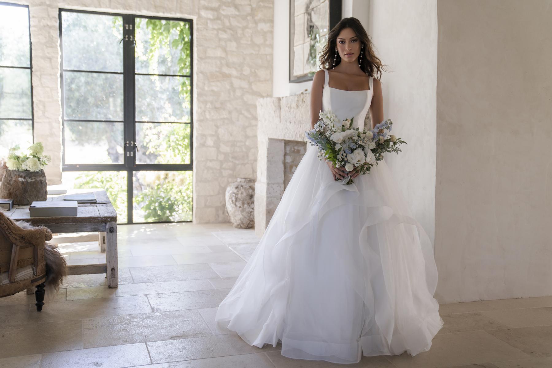 Allure Romance Style Number R3609 - 6