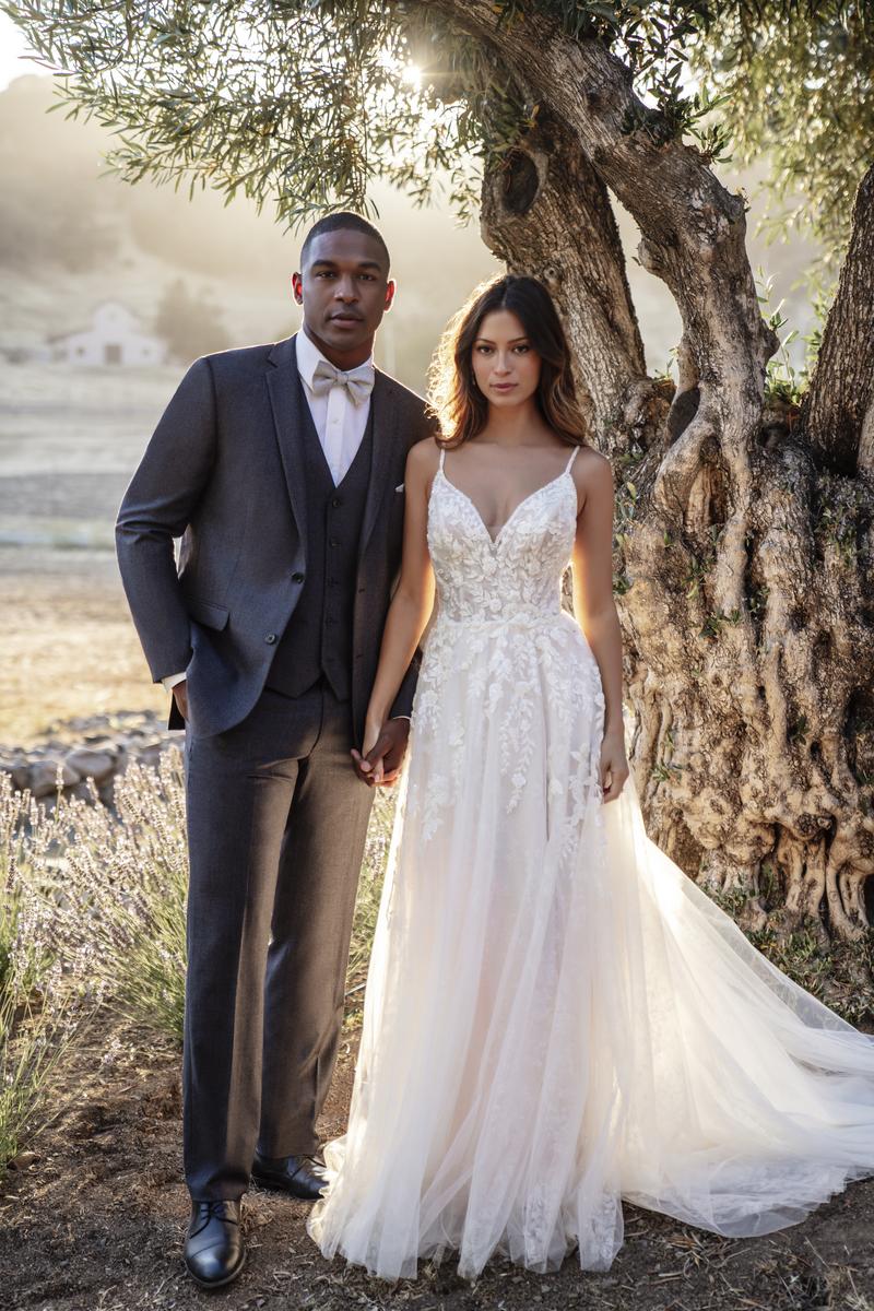 Allure Romance Style Number R3611 - 10