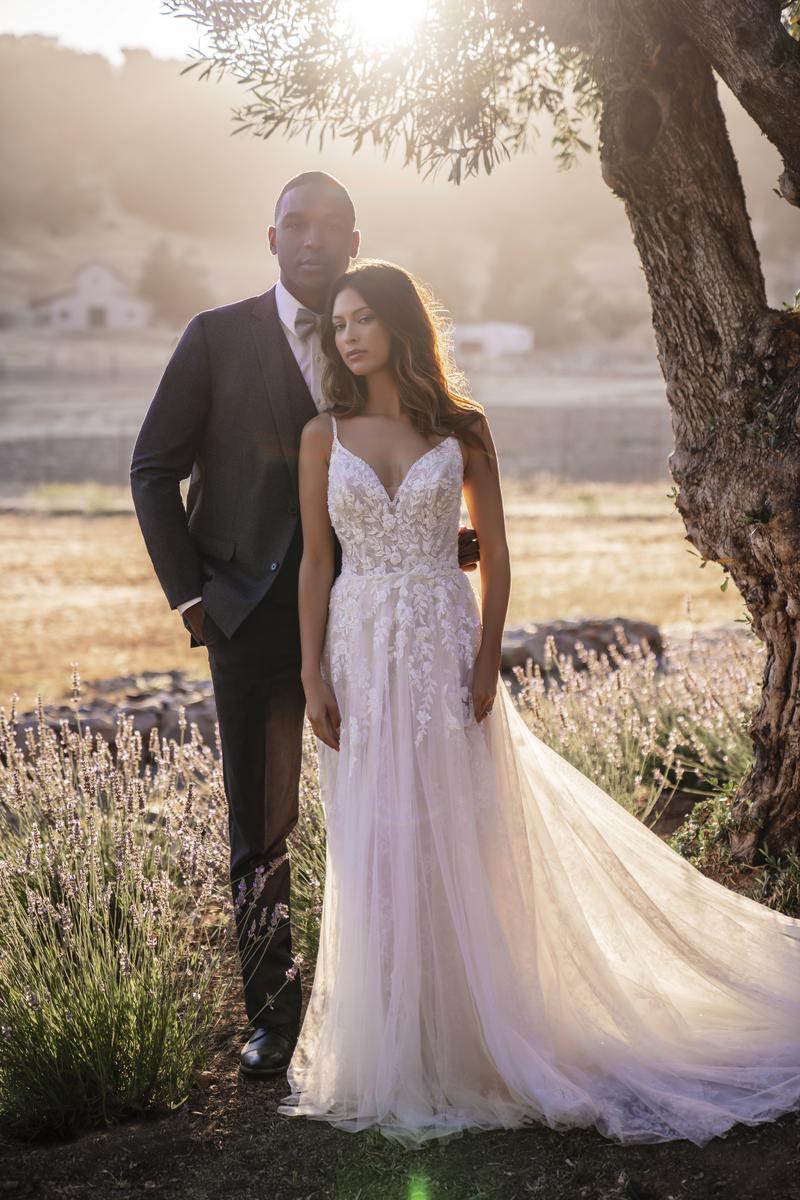 Allure Romance Style Number R3611 - 4