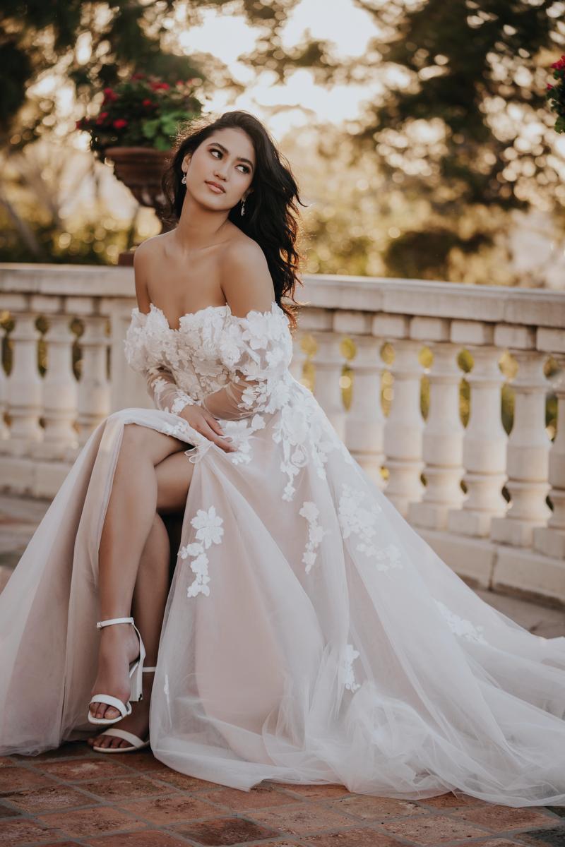 Allure Romance Style Number R3650L - 7