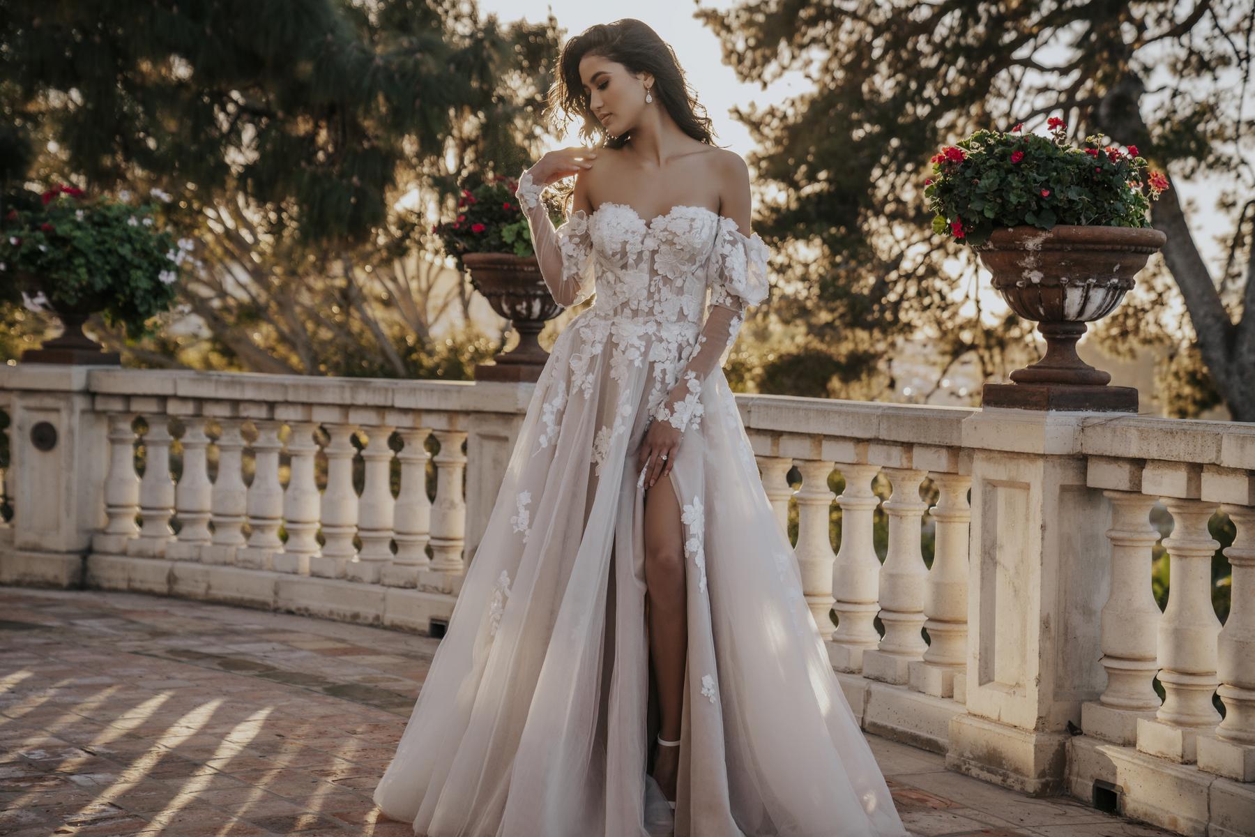 Allure Romance Style Number R3650L - 4