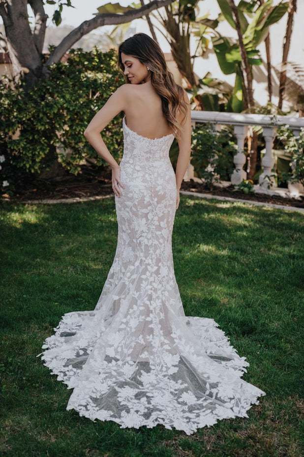 Allure Romance Style Number R3651 - 2