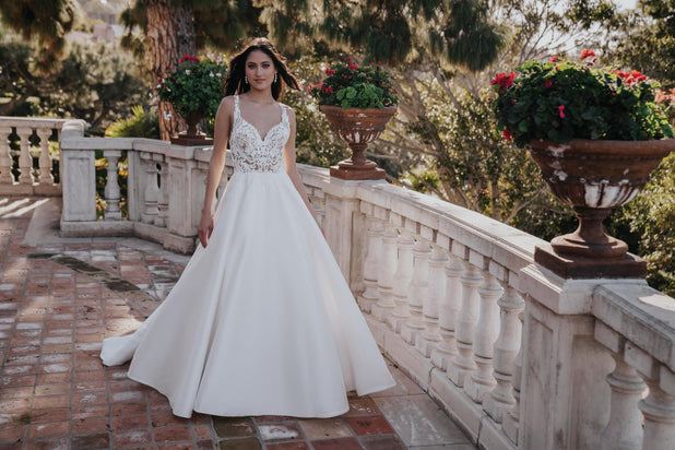 Allure Romance Style Number R3652L - 1