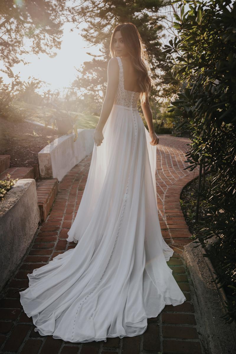 Allure Romance Style Number R3655L - 4