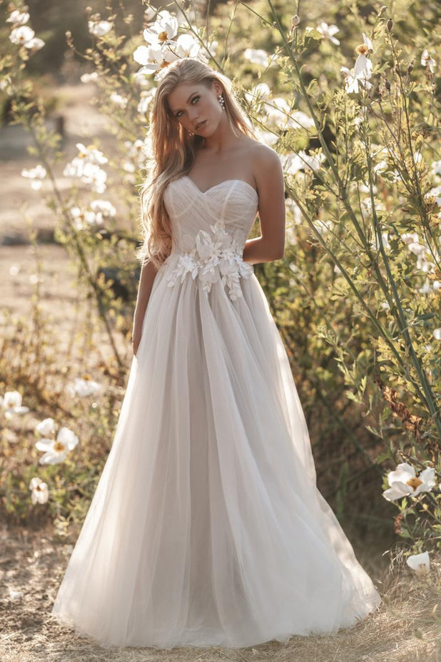 Allure Romance Style Number R3700 - 1
