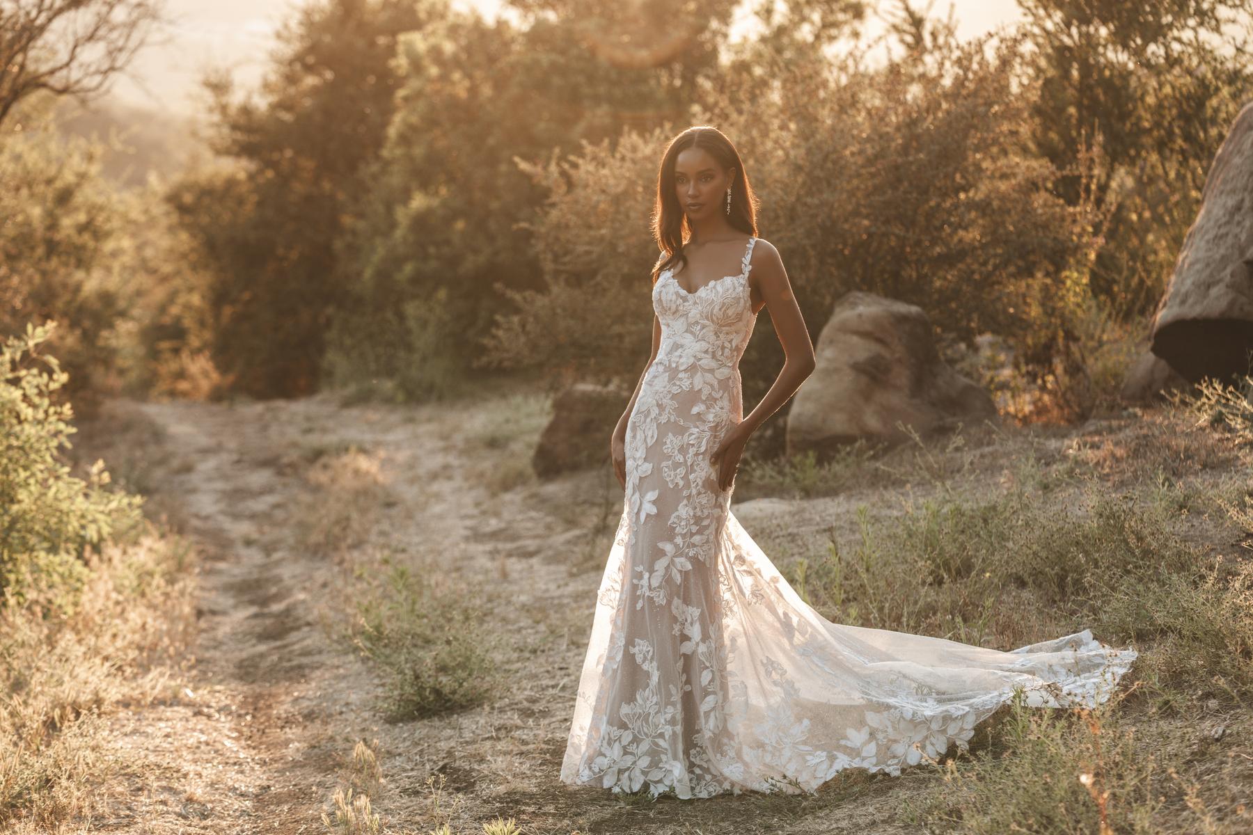 Allure Romance Style Number R3701 - 5