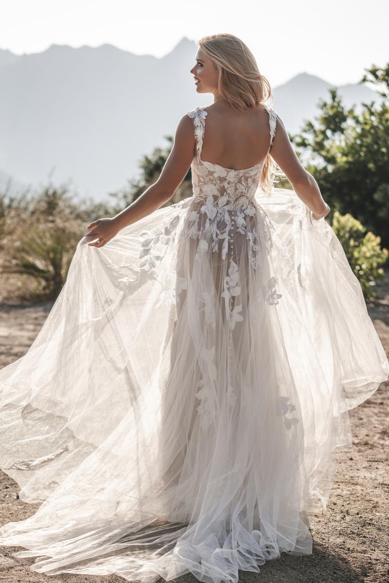 Allure Romance Style Number R3702LNS - 2