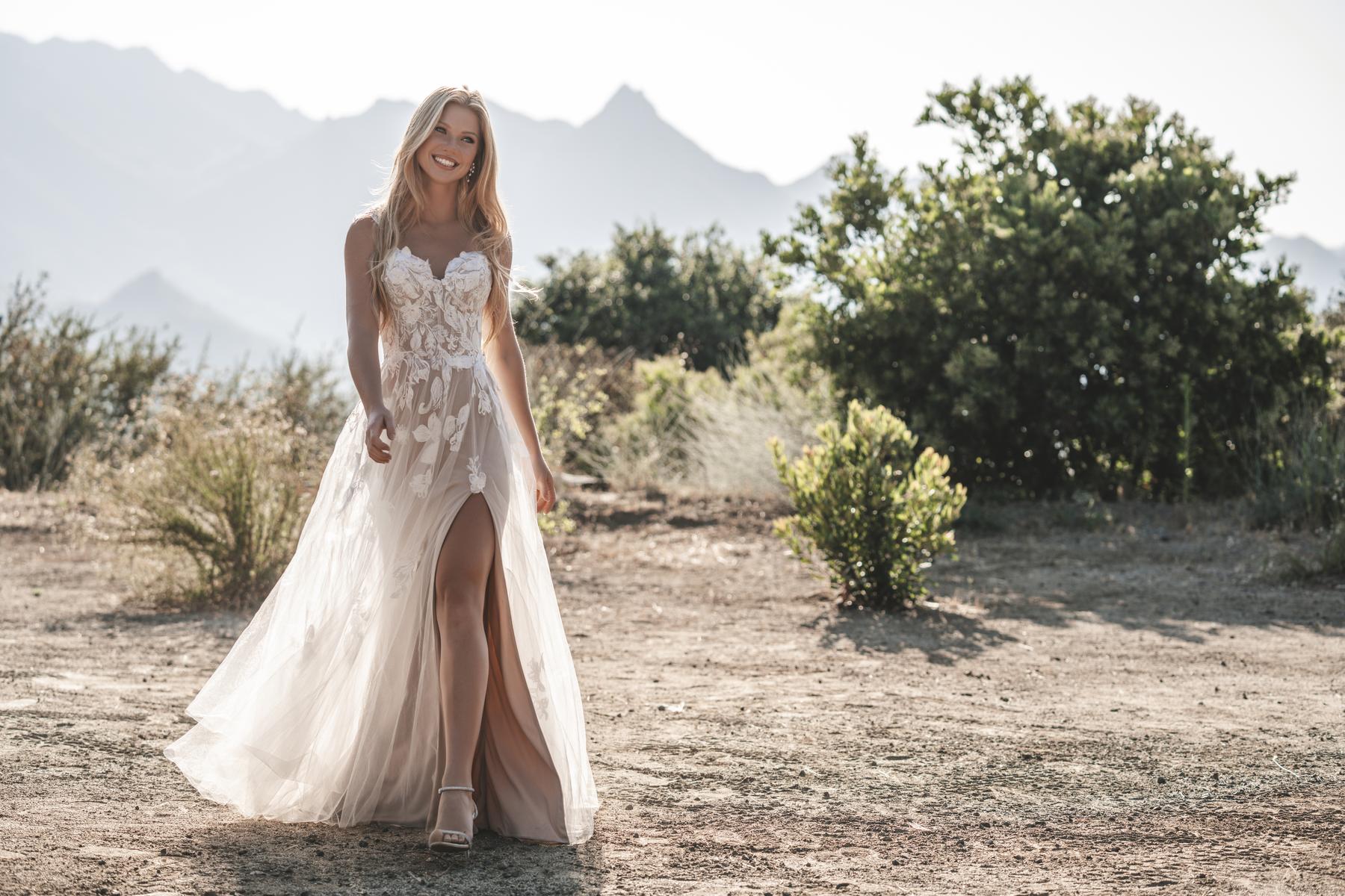 Allure Romance Style Number R3702LNS - 5